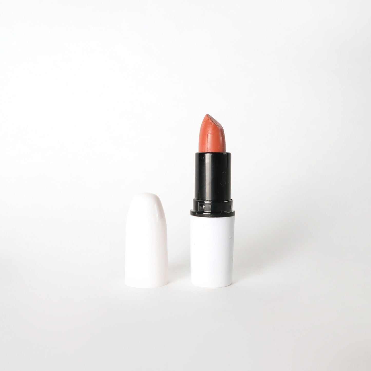 Labial Peach
